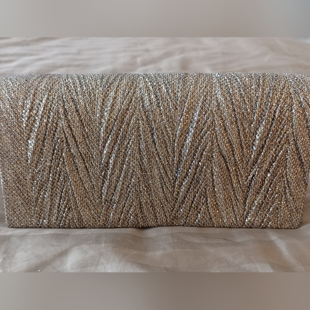 New Blush evening clutch golg with grey with strap chain